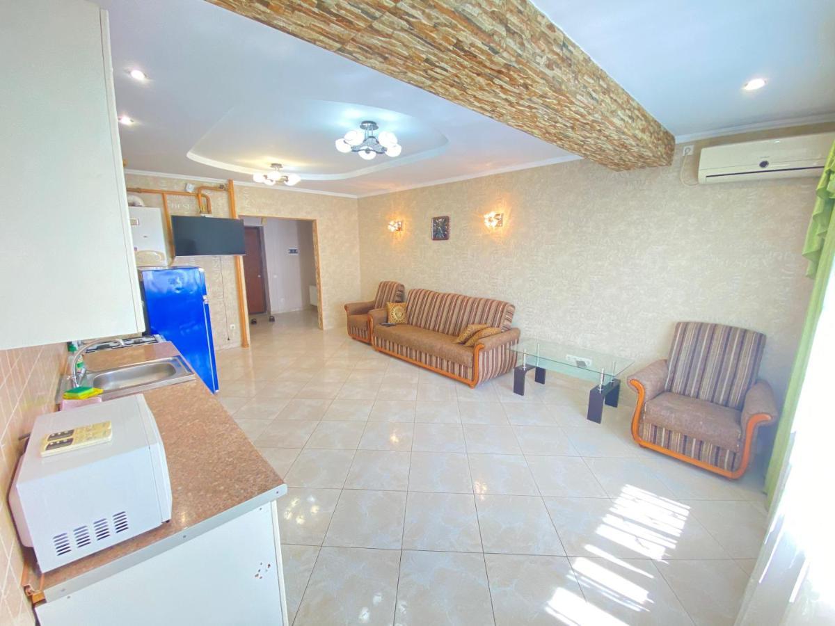 Ultra Central Double Room Appartment In Chisinau Eksteriør bilde
