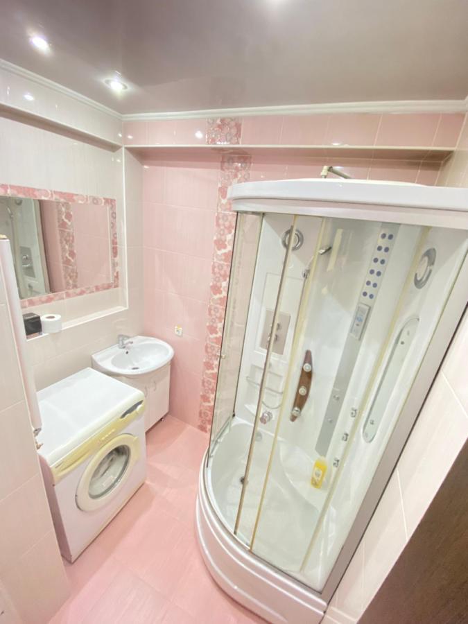 Ultra Central Double Room Appartment In Chisinau Eksteriør bilde